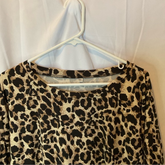 Women’s Plus Size 2XL Brown Leopard Print Long Sleeve Shirt with side pockets - Picture 10 of 11
